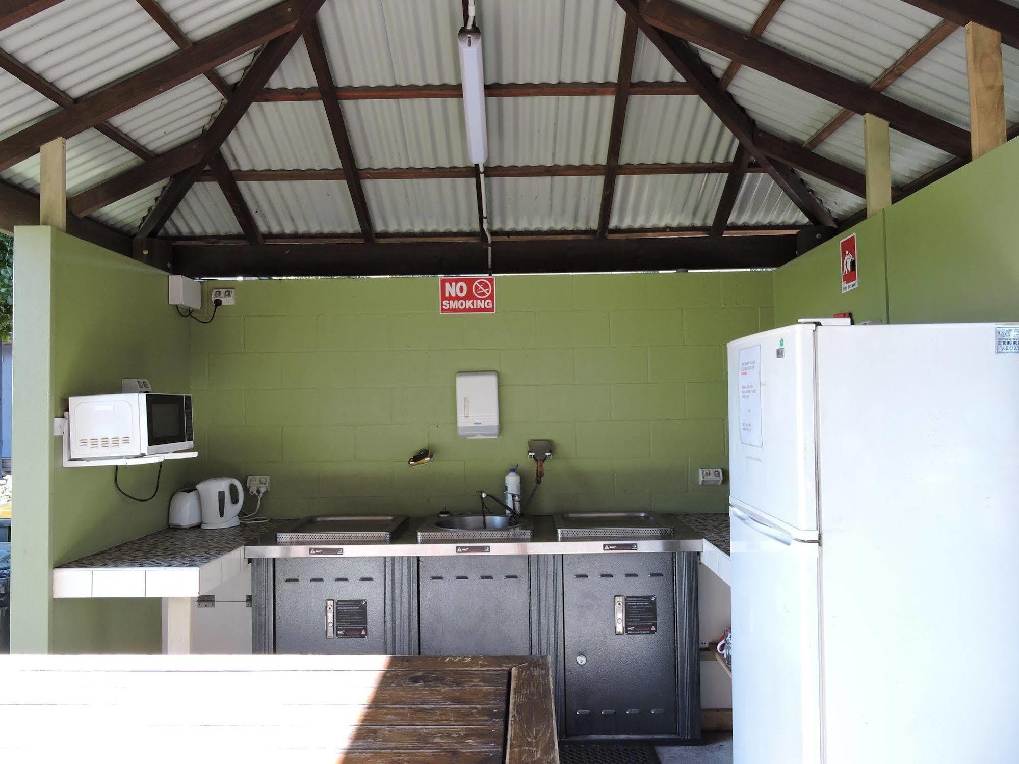 First Sun Holiday Park Byron Bay Exterior photo